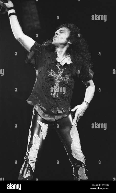 Ronnie james dio hi-res stock photography and images - Alamy