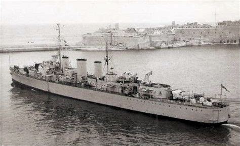 #Malta #GrandHarbour #HMS #Naval #Ships #HMSManxman #Vintage HMS Manxman exiting the Grand ...