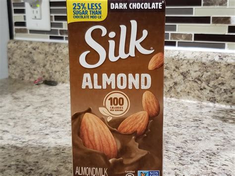 Almond Milk, Dark Chocolate Nutrition Facts - Eat This Much