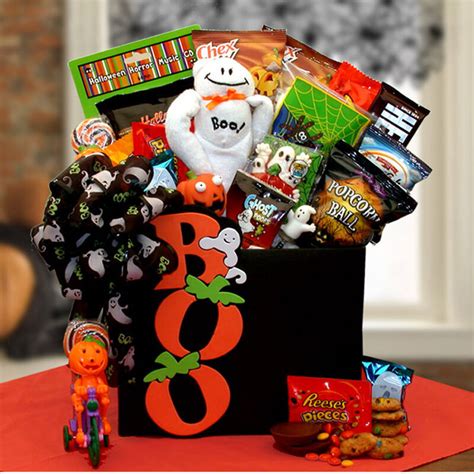 19+ Spooky Halloween Gift Baskets - Canterberry Gifts