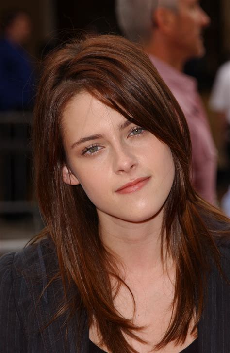 11.06.05: "Zathura" Premiere - Kristen Stewart Photo (23449061) - Fanpop