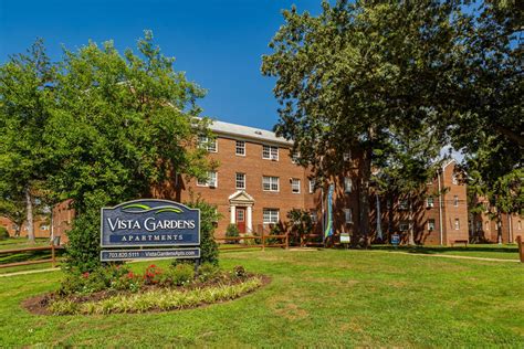 Vista Gardens Apartments | Falls Church, VA