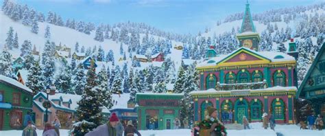 Noelle, Noelle, Noelle, Noelle - Disney+ Christmas Movie Debuts Tuesday - MickeyBlog.com