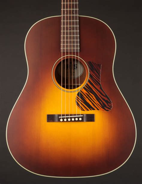 Iris DF Smeck Sunburst Adirondack Spruce | The Music Emporium