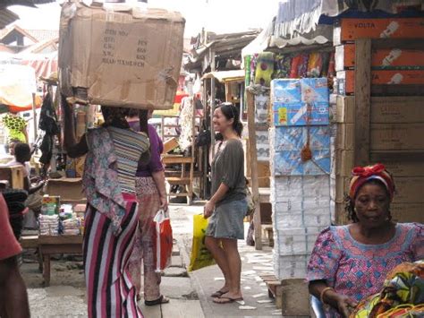 jess in ghana: makola market