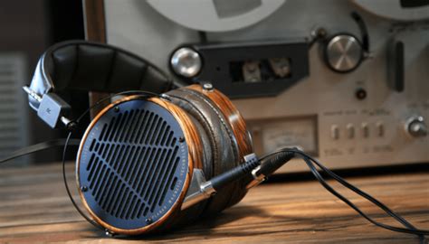 Top 10 Most expensive Headphones Brands in the World 2024