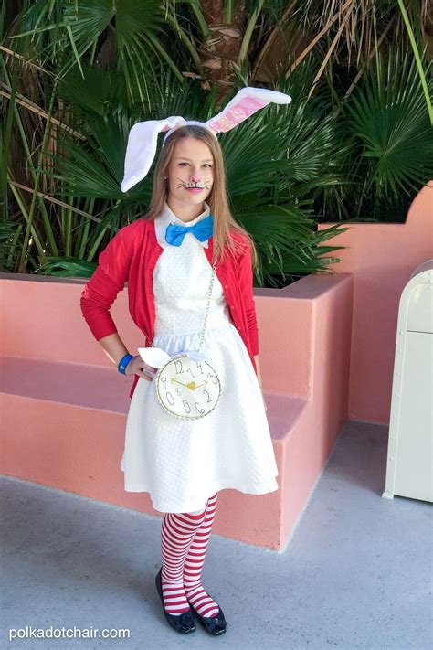 No Sew Alice in Wonderland Costume Ideas - The Polka Dot Chair