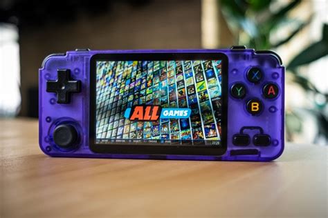 Handheld Emulator: Your Ultimate Guide to Retro Gaming on the Go – Connection Cafe