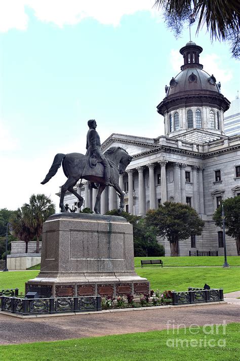 Wade Hampton Monument Photograph by Skip Willits - Fine Art America