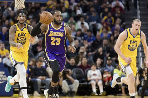 LeBron James scores 22 points, Lakers beat Warriors 125-120