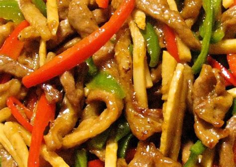 Authentic Chinese Food! Chinjao Rosu (Beef and Pepper Stir-Fry) Recipe by cookpad.japan - Cookpad