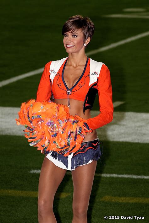 Road Trip: The 2015 Pro Bowl – Ultimate Cheerleaders