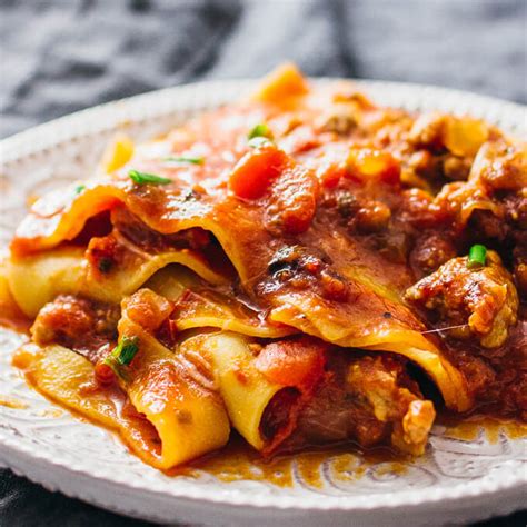 Easy No-Bake Skillet Lasagna - Savory Tooth