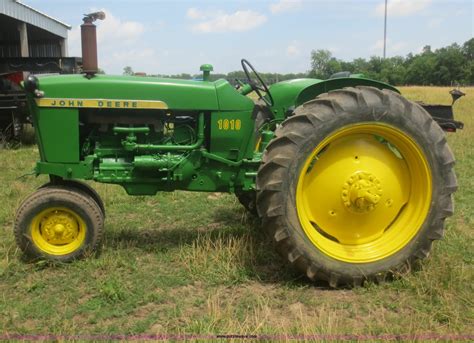 John Deere 1010 tractor in McCune, KS | Item D2087 sold | Purple Wave