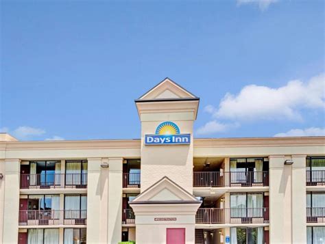 Days Inn by Wyndham Hampton Near Coliseum Convention Center Hotel (Hampton (VA)) - Deals, Photos ...