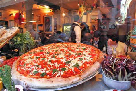 Big Pizza Displayed in Restaurant Window in Venice, Italy. Editorial Stock Photo - Image of shop ...