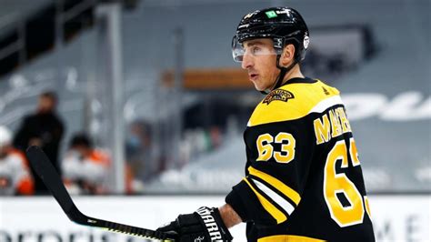 Brad Marchand TEARS into NHL officials following call on Phoenix Copley ...