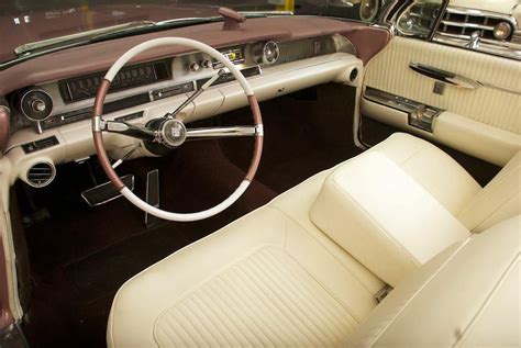 1962 CADILLAC ELDORADO BIARRITZ CONVERTIBLE - Interior - 184984