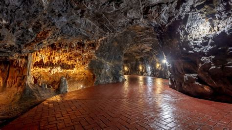 Luray Caverns