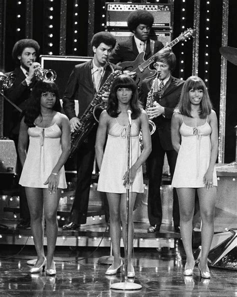 The Ikettes on The Tonight Show Starring Johnny Carson (1970) | Ike and tina turner, Esther ...