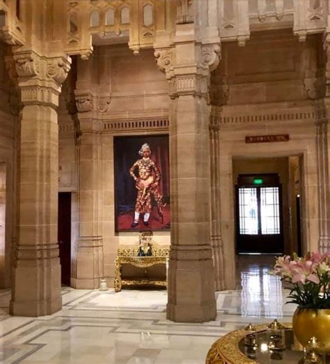 30 inside pictures of Jodhpur’s luxurious Umaid Bhawan Palace, one of world's largest private ...