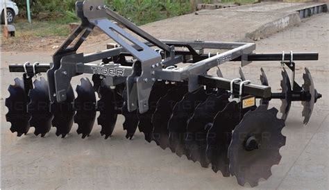 Farm Equipment Disc Harrow at Rs 95000/unit | Harrow Discs, Harrow ...