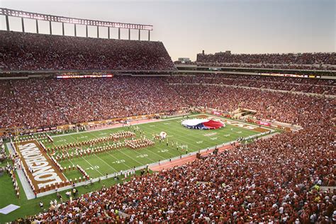 Darrell K Royal–Texas Memorial Stadium – Stadium Base