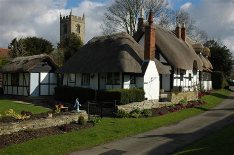 Ten Penny Cottage, Welford on Avon © Philip Halling cc-by-sa/2.0 :: Geograph Britain and Ireland