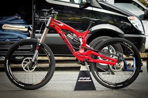 Prototype 2015 Foes FFR Downhill Bike - Sea Otter Classic - 2014 Sea ...