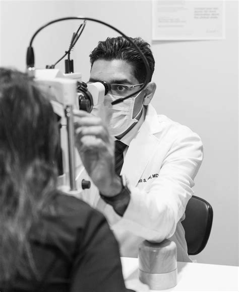 Ophthalmologist Phoenix | Shamil Patel, MD | Eye Physicians