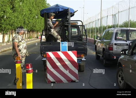 Saudi police car hi-res stock photography and images - Alamy