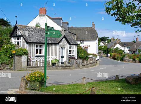 crantock village square,cornwall,england,uk Stock Photo - Alamy