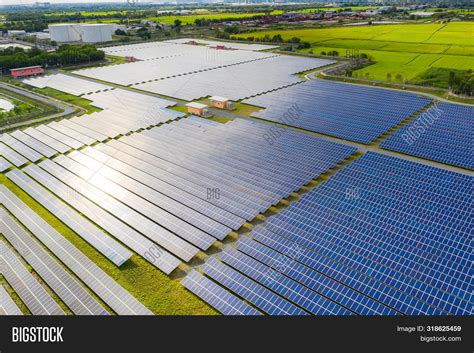 Solar Energy Farm Image & Photo (Free Trial) | Bigstock