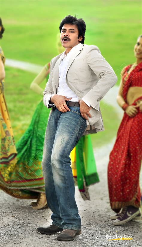 Pawan Kalyan: pawan kalyan in attarintiki daredi photos