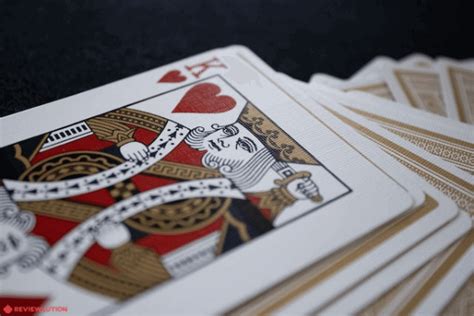 Gin Rummy Rules: Learn to Play Like a Pro