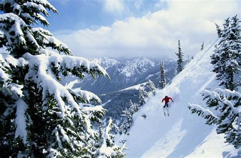 Ski Resort Guide: Crystal Mountain