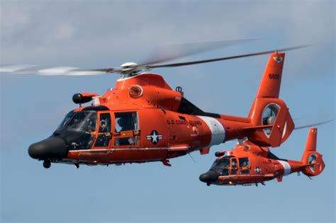 Helicópteros MH-65 Dolphins da Guarda Costeira dos EUA atingem a marca de 1,5 milhão de horas de voo