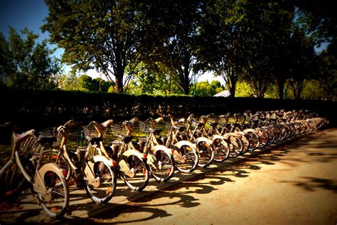 Paris 2012 - Day 2 | Paris has a famous bike sharing system … | Flickr