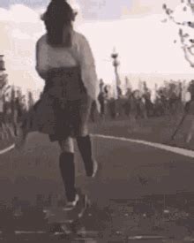 Skateboarding Brown Hair GIF - Skateboarding BrownHair Skateboard ...