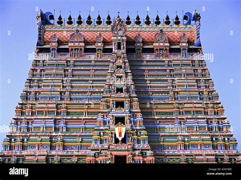 Detail of one of the gateways at Srirangam Sri Ranganathaswamy temple ...