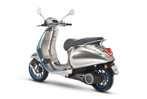 Iconic Vespa goes electric | thepack.news | THE PACK - Electric motorcycle news