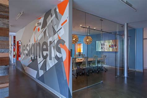 Graphic Walls - The Network for Workplace Design | Kontor | Office space design, Office interior ...