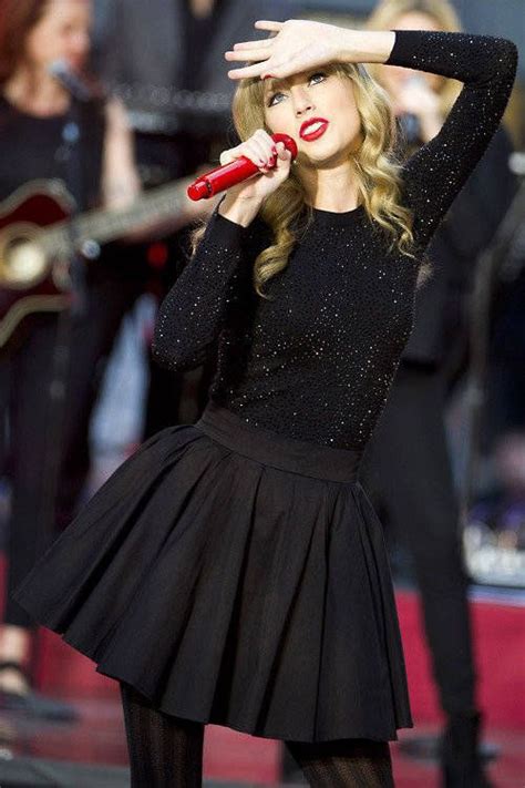 Taylor swift dress red era black | Tights With Skirt Outfit | Grammy Awards, Skirt Outfits ...