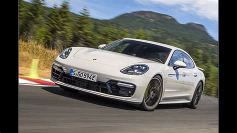 Test: Porsche Panamera Turbo S E-Hybrid