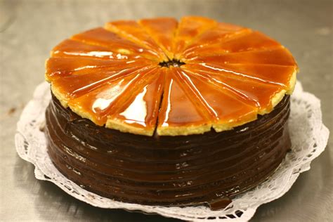 Dobos Torta: Hungary's Iconic Layered Beauty — Taste Hungary | Baking classes, Food, Carolines cakes