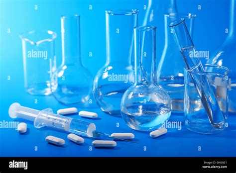 chemical laboratory equipment Stock Photo - Alamy