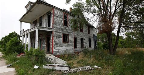 Haunting images of Detroit’s abandoned buildings - National | Globalnews.ca