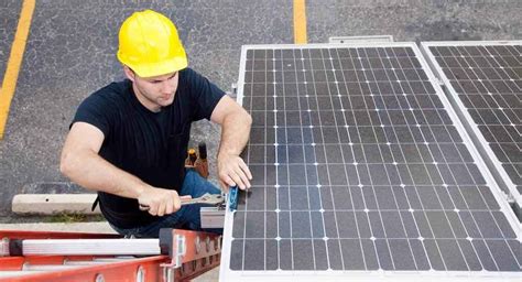 Maintenance of Solar Panels - Power Hands Energy | Services