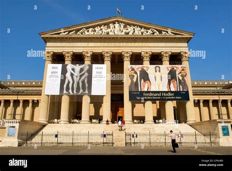 Hungary Budapest Museum of Fine Arts (Szepmuveszeti Muzeum) on Heroes' Square (Hosok tere ...