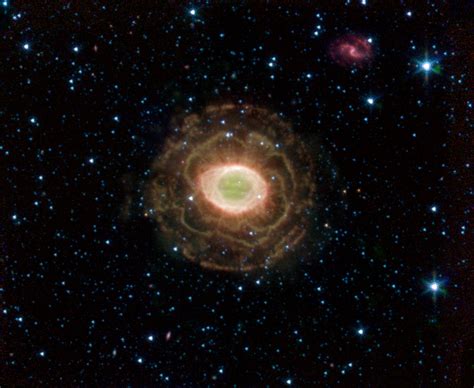 Messier 57: Ring Nebula | Messier Objects